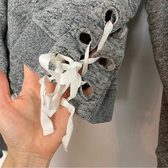 Derek Lam 10 Crosby Sweatshirt Womens Size Medium Large 12 Pullover Gray Lace Up - Picture 4 of 9